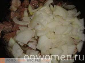 Carne de porc prăjită cu cartofi